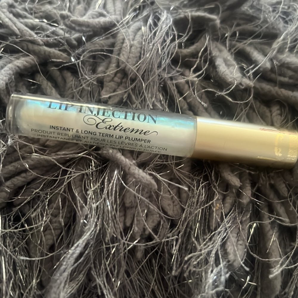 Too Faced Lip injection Extreme new- travel size and full size avaliable